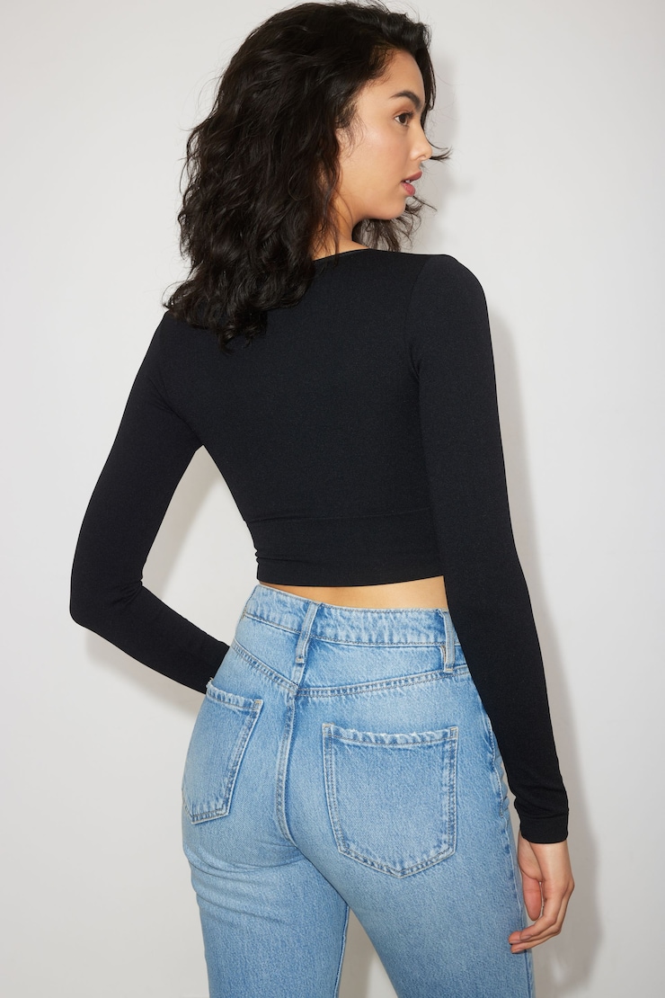 Logan Long Sleeve Crop Top