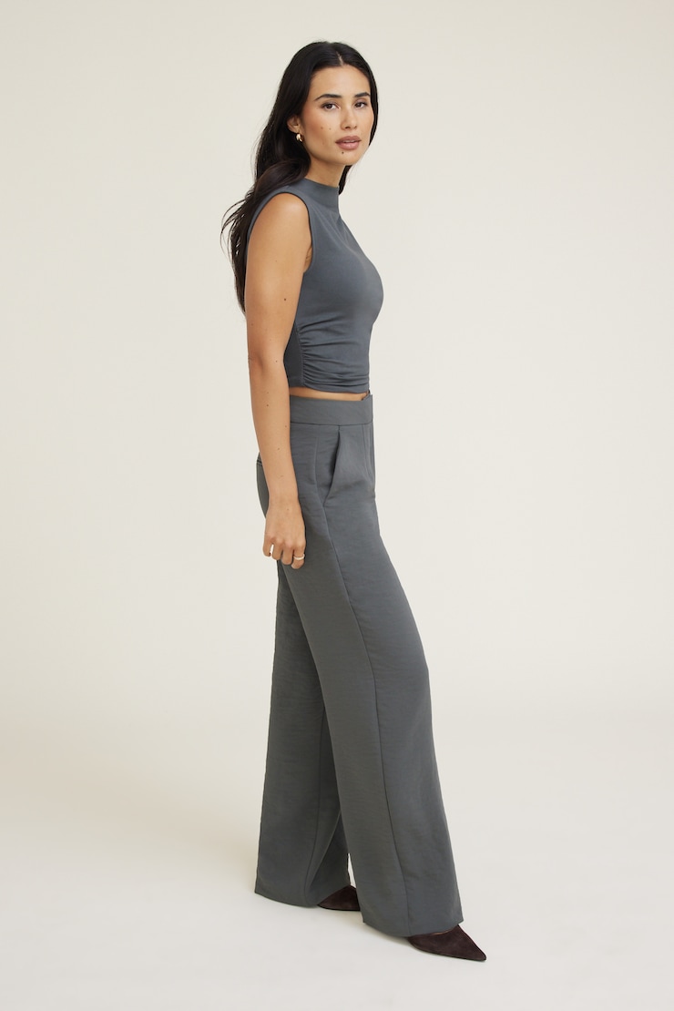 Yasmin Airflow Straight Leg Pants Urban Chic Green large