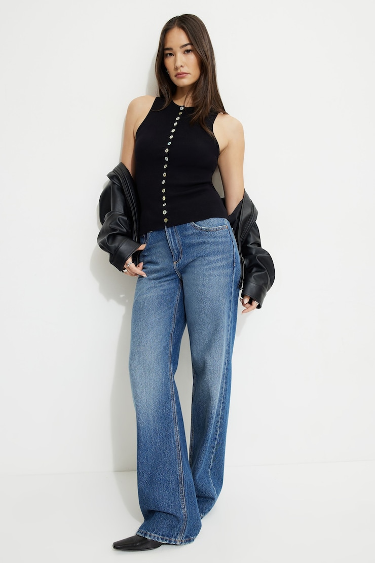 Ribbed Pearl Button Vest Black | Dynamite