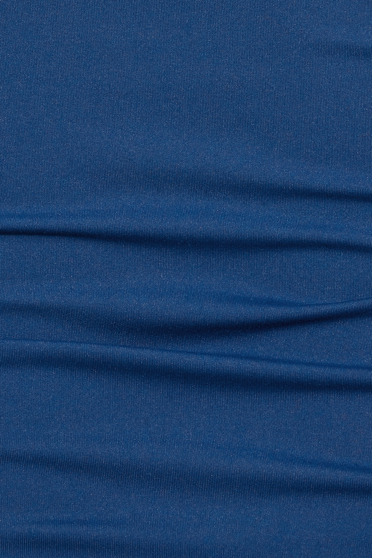 Camisole à col en V plongeant Sleek