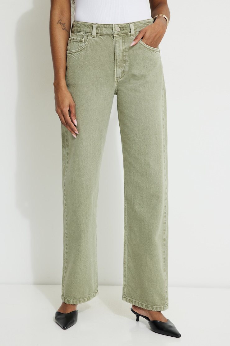 Mika Mid Rise Relaxed Straight Leg Jeans Green | Dynamite