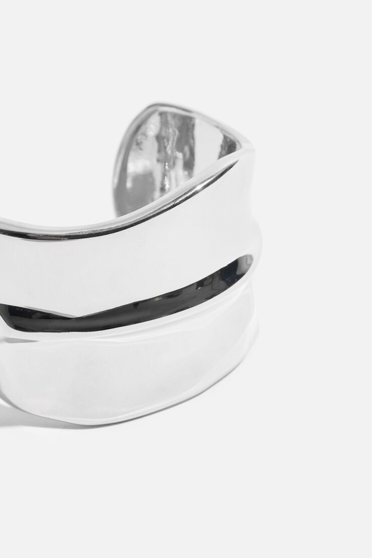 Waveline Cuff Bracelet Silver large