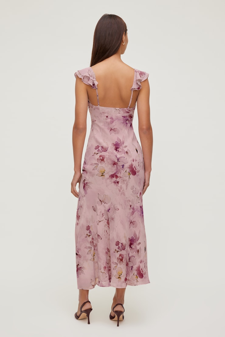 Robe maxi fleurie à volants col en V