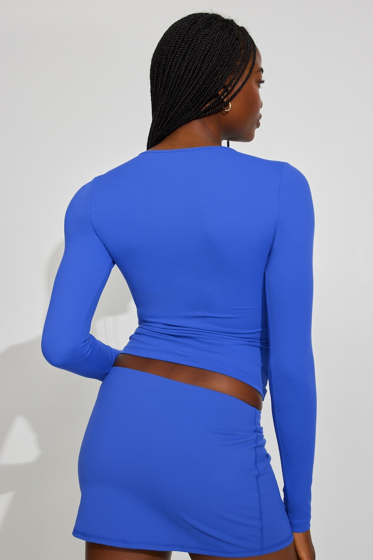 Sleek Crewneck Long Sleeve Top, Electric Blue, large