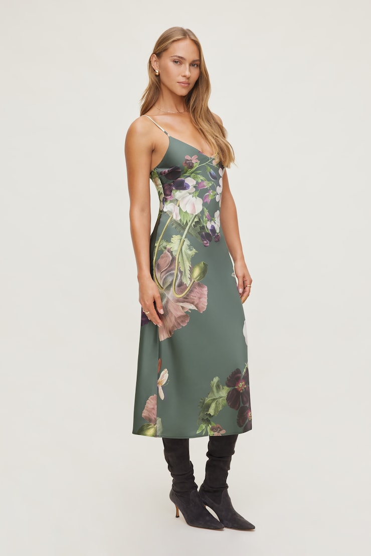 Aimee V Neck Maxi Dress Dark Flowers large