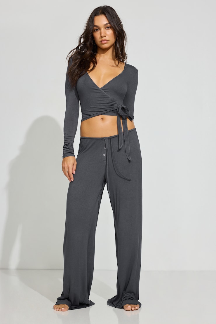 Sheer Ribbed Wrap Long Sleeve Top Gray | Garage