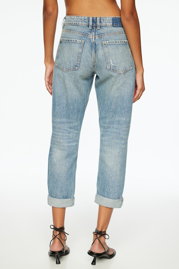 Devyn Low-Rise Boyfriend Jeans Runaway - Indigo Medium large