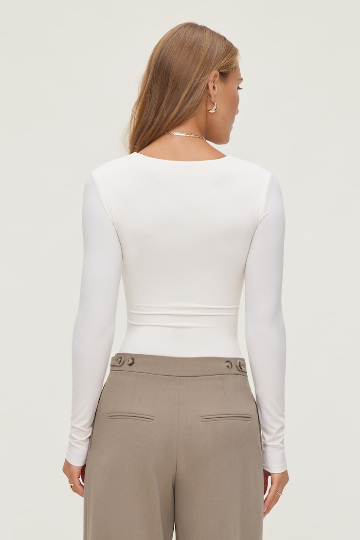 Justaucorps sculptant à col plongeant profond