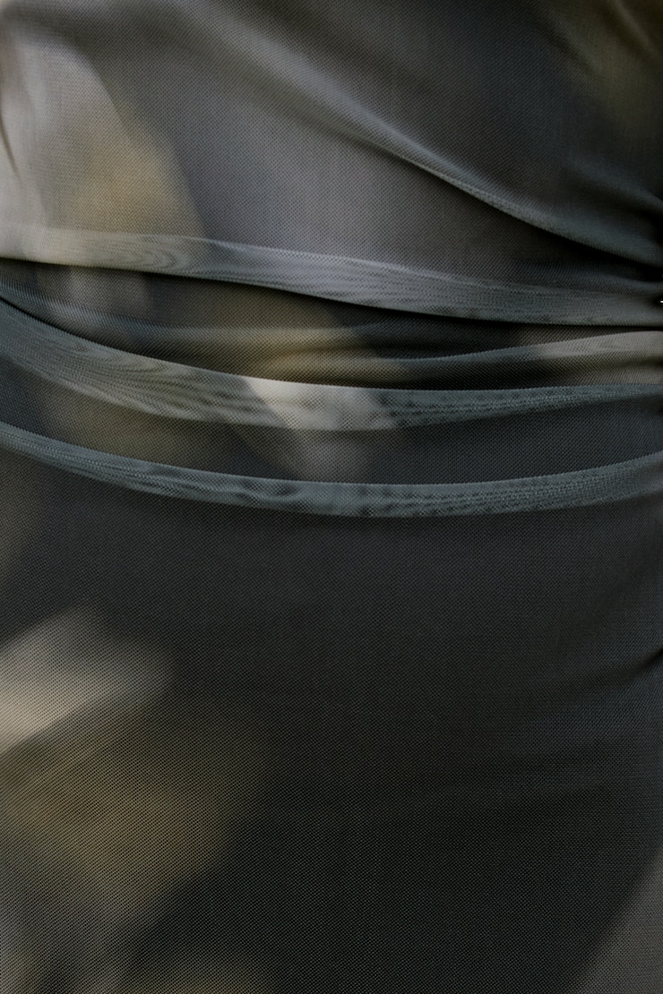 Robe maxi en maille à épaule dégagée