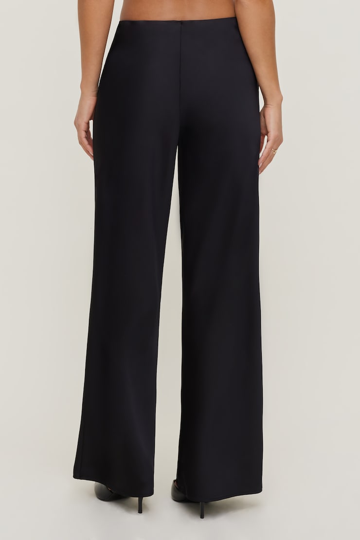 Izzy Wide Leg Satin Pants Black | Dynamite