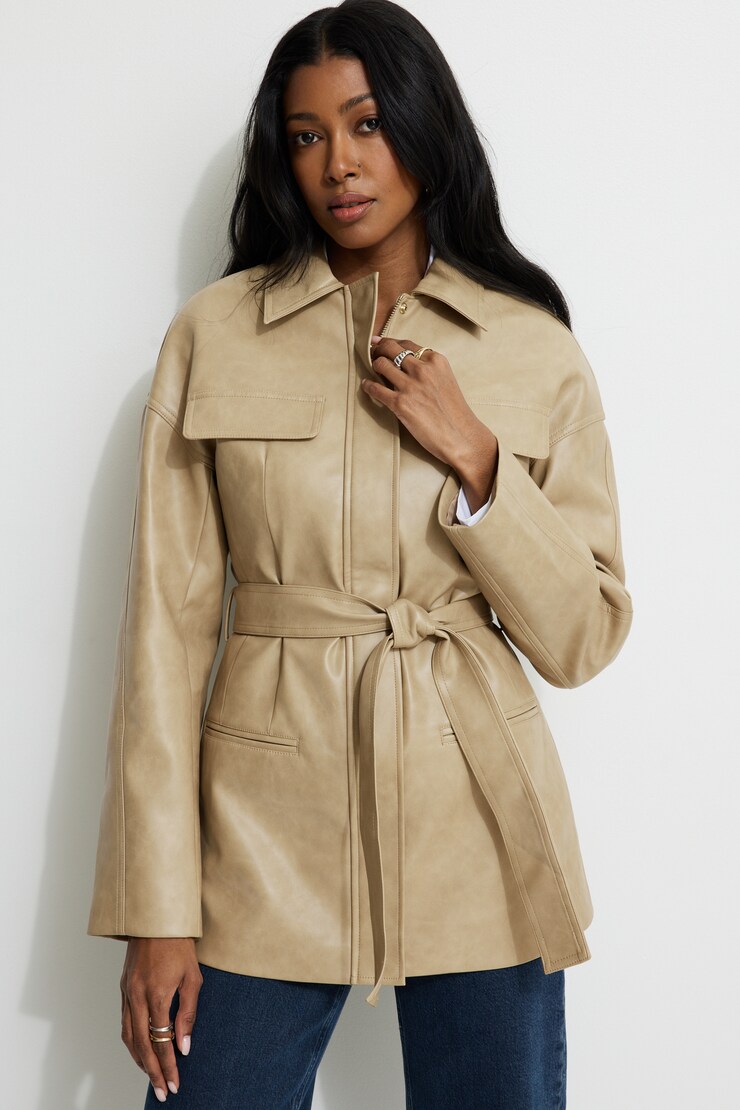 Blouson en faux cuir avec ceinture Pain doré large