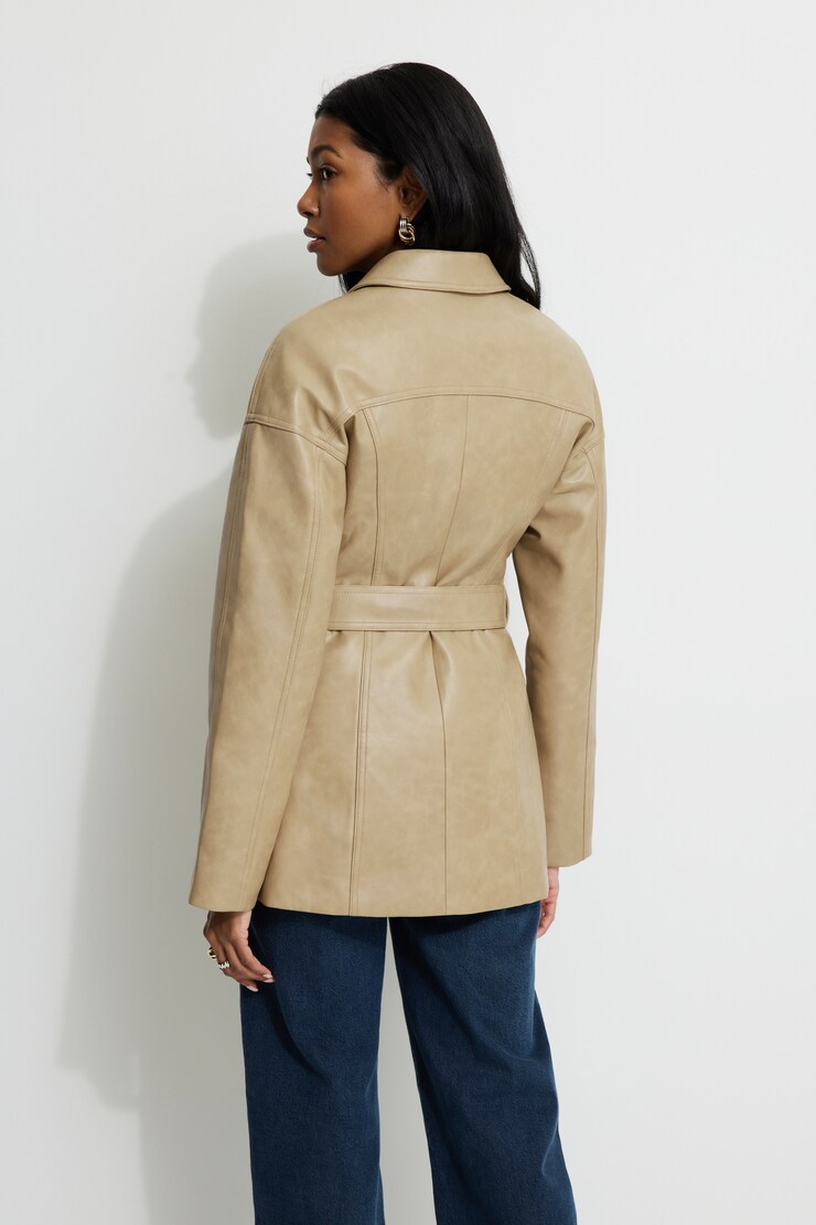 Blouson en faux cuir avec ceinture Pain doré large