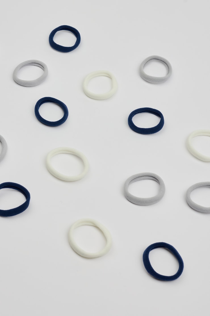 Pack of 18 Seamless Hair Elastics, Midnight Blue/Grey/White, large