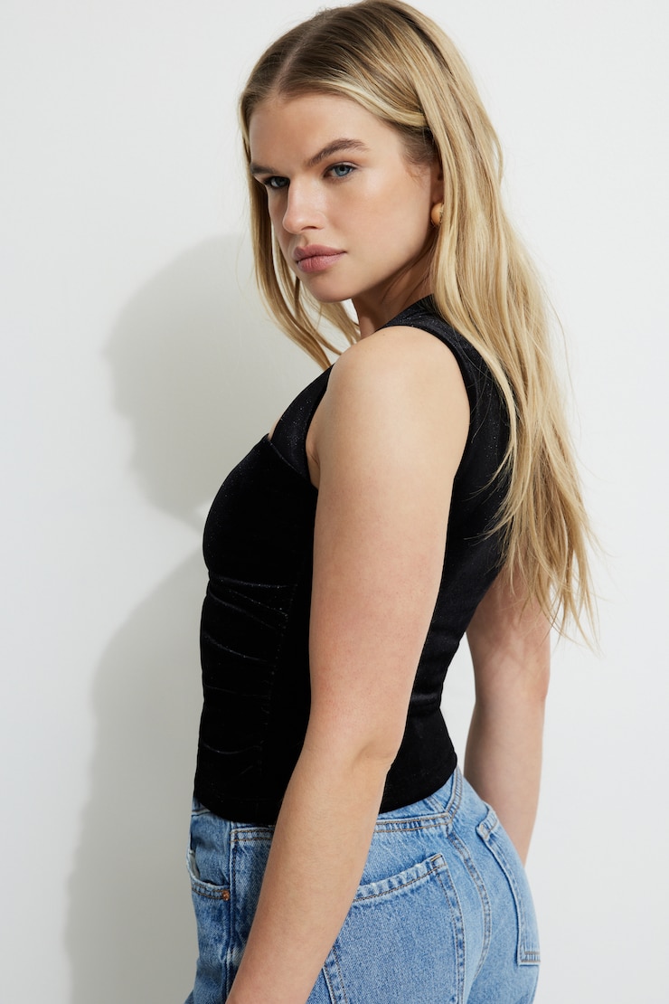 Cherry Velvet Bolero Tank Top Black | Dynamite