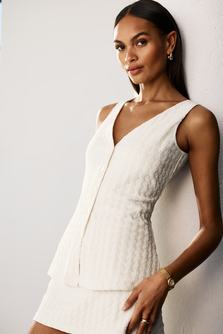 Textured V Neck Flyaway Vest