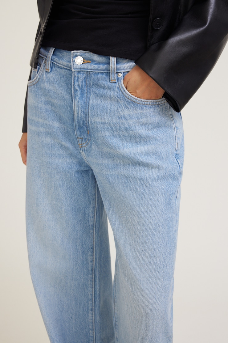 Sydney Mid Rise Baggy Fit Jeans
