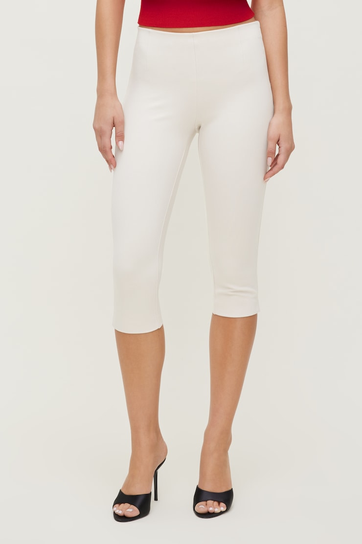 Liv Capri Pants