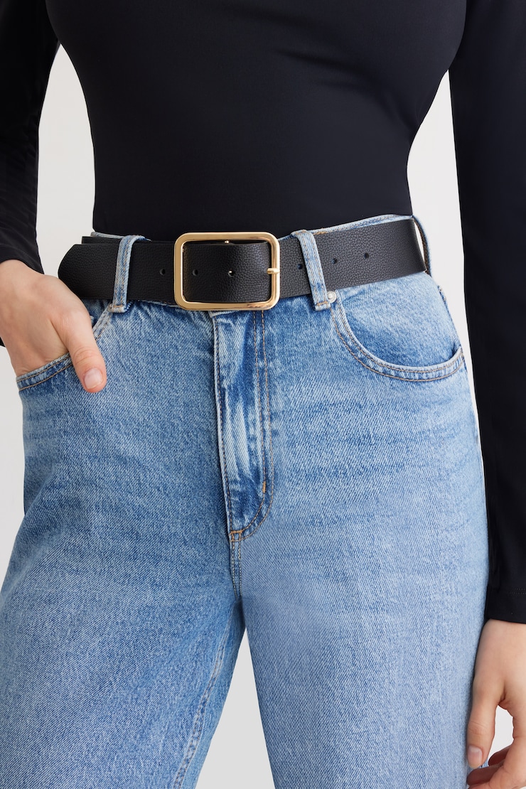 Rounded Square Buckle Belt