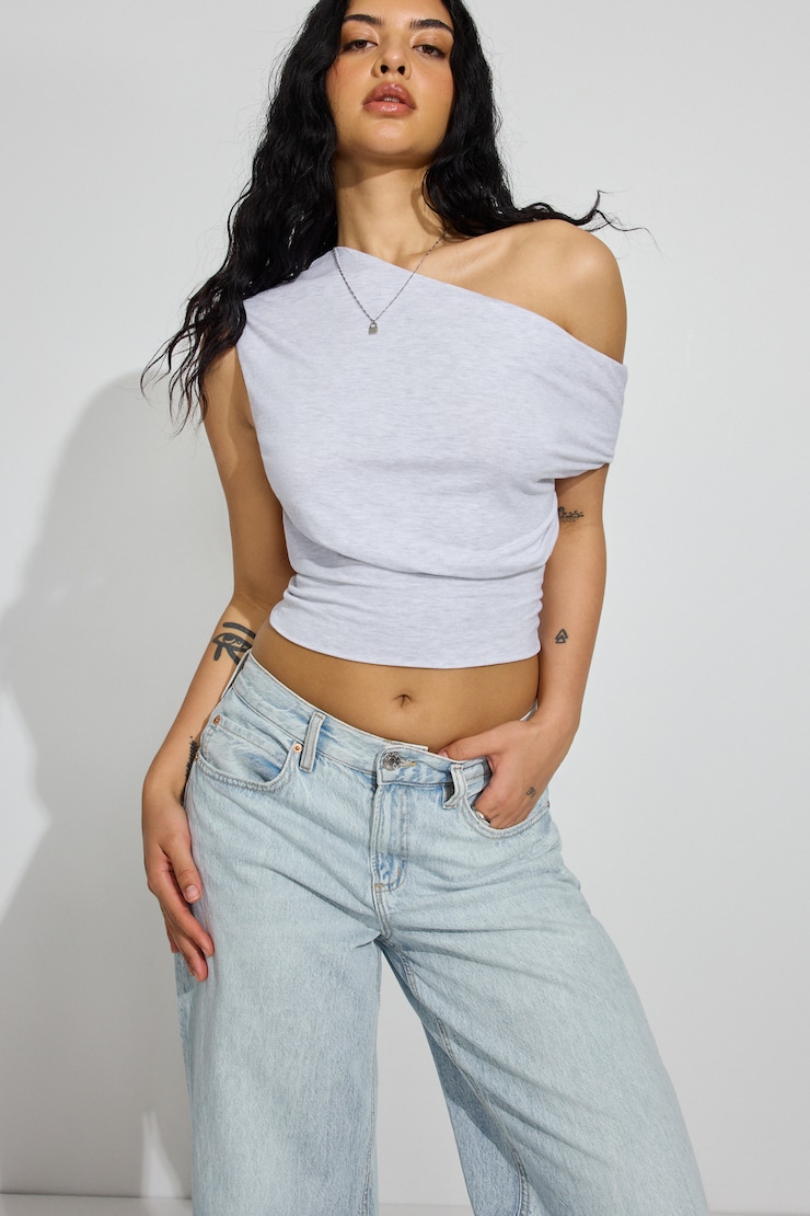 Haut à bande de taille et épaules dégagées