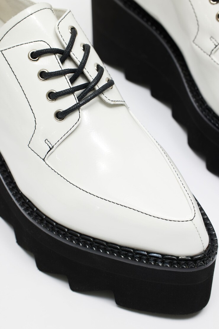 Souliers Boysdntcry - JEFFREY CAMPBELL, Blanc vernis gaufré, large