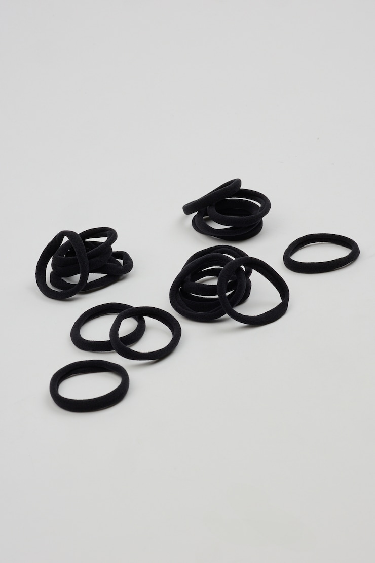 Pack of 18 Seamless Hair Elastics, Jet Black, large