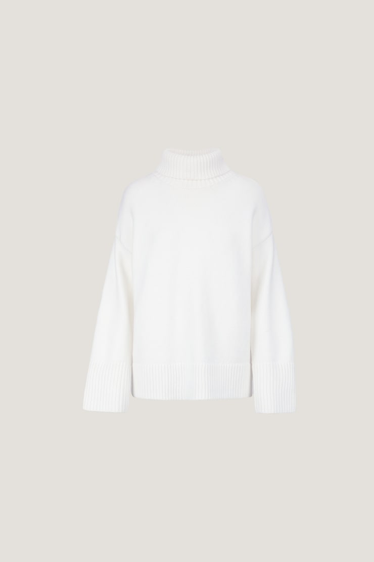 Evy Turtleneck Sweater Snow White large