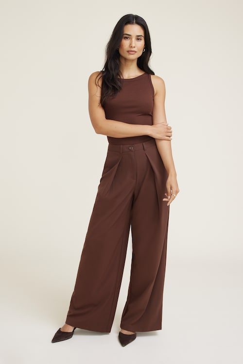 brown pleated dress pants Hoomeumy Men's Pleated High Waist Straight Suit Pants with Belt Solid Color Business Office Long Trousers Brown M, Size: Medium US(6)