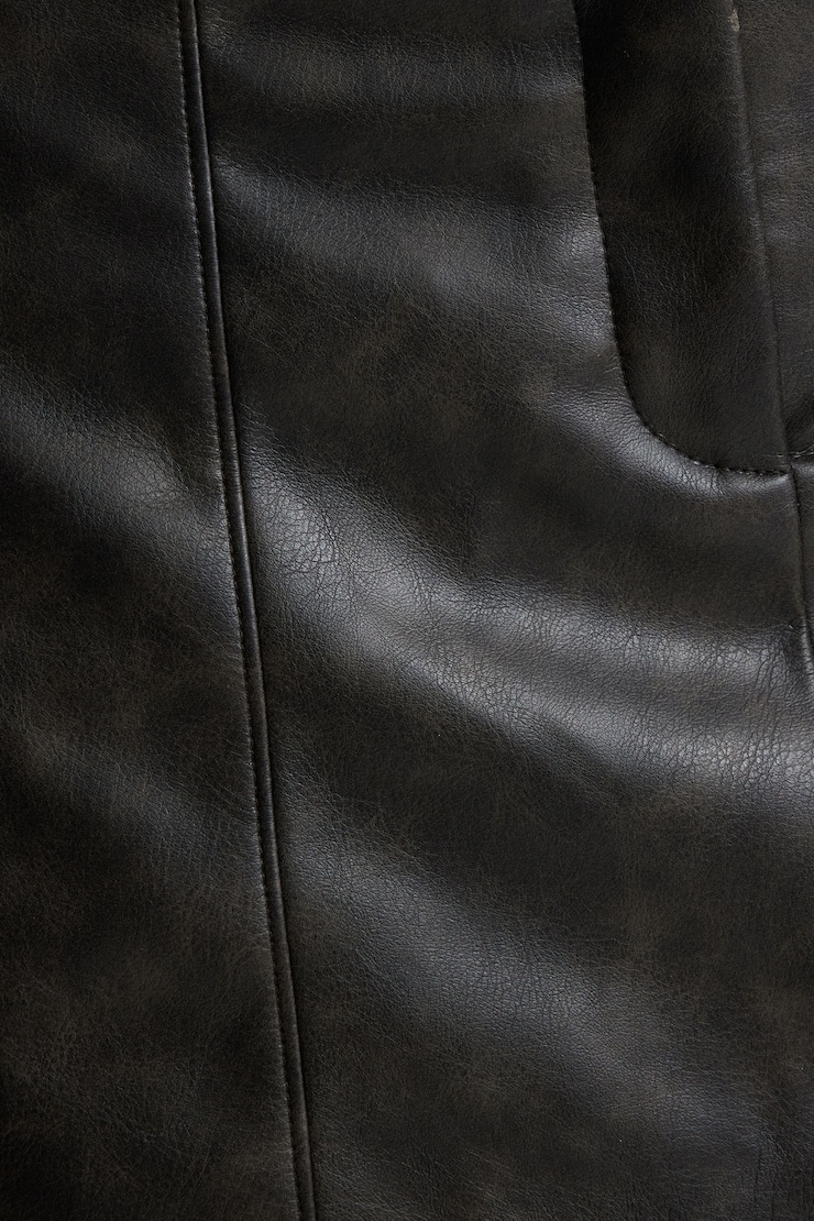 Minijupe-short en faux cuir